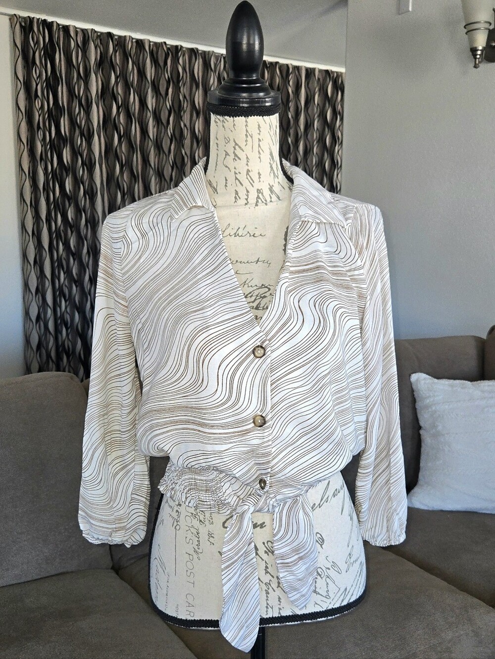Sweet Rain Neutral Swirl Button-Front Tie A Waist